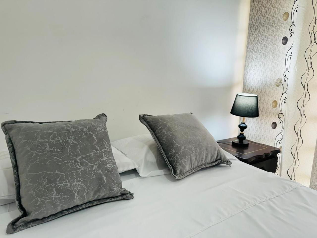 Marin Hostal Boutique Cali Extérieur photo